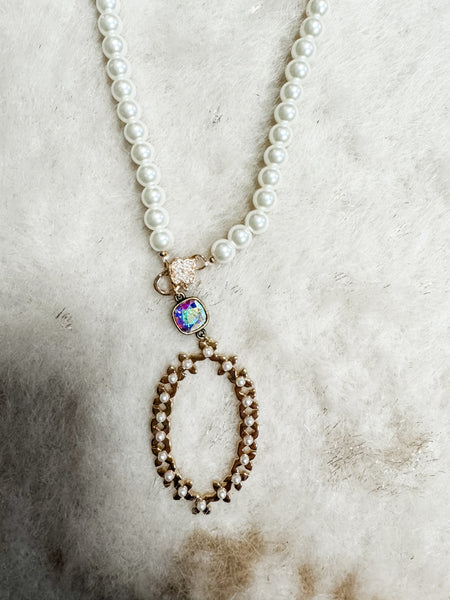 Pearl Oval Necklace